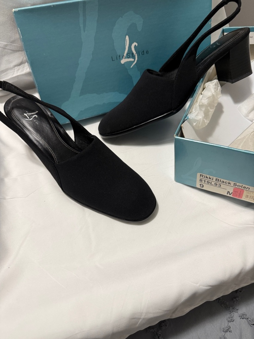 Life Stride Black Slingback Low Block Heel Pumps